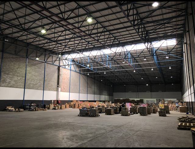 2,651M² FACTORY TO LET IN EPPING INDUSTRIAL